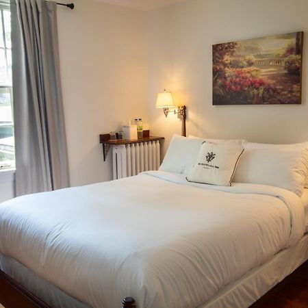 Hochelaga Inn Kingston Zewnętrze zdjęcie