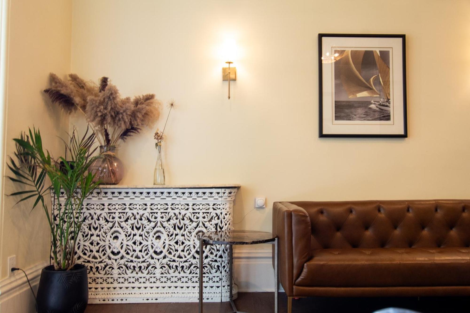 Hochelaga Inn Kingston Zewnętrze zdjęcie