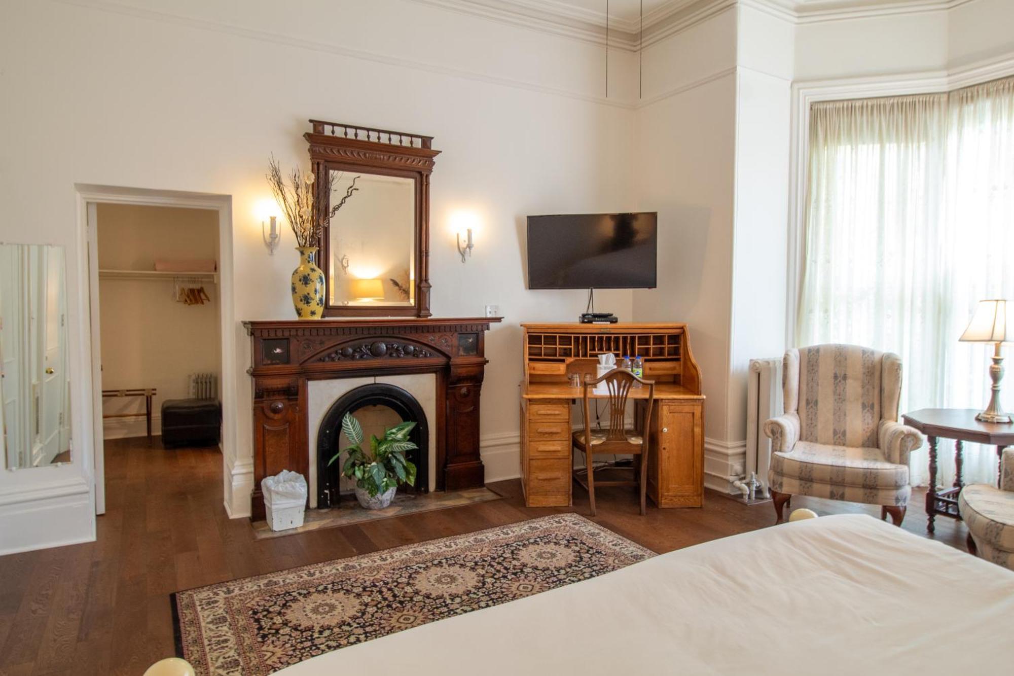 Hochelaga Inn Kingston Zewnętrze zdjęcie